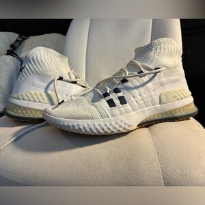 Under Armour White and Black Athletic Shoes